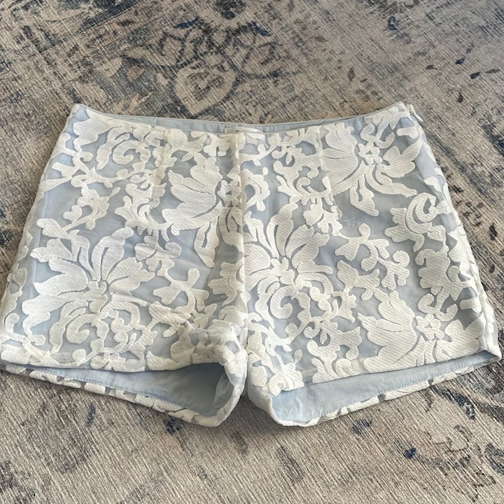 Easley pattern shorts 🩵